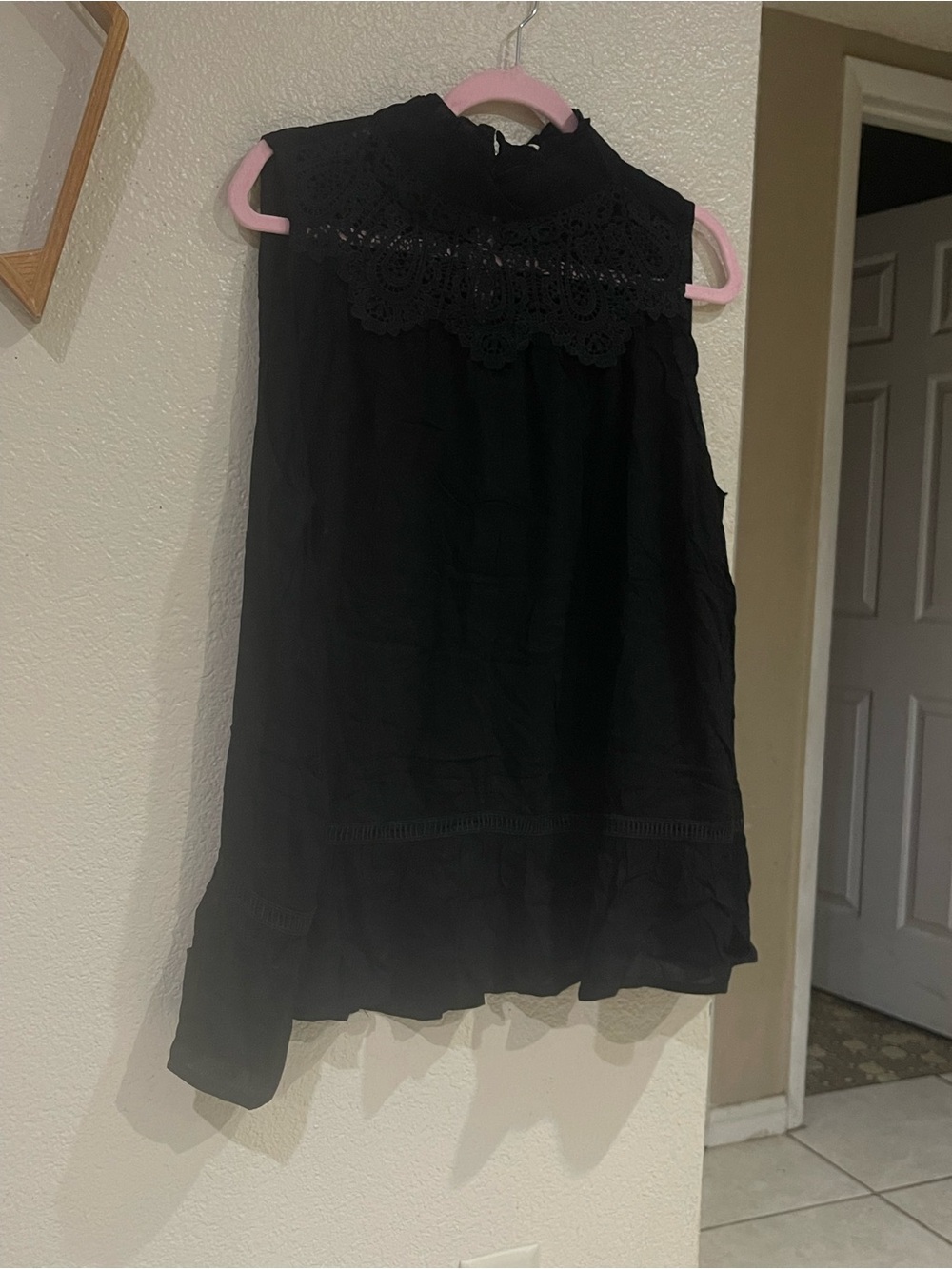 ANDTHEWHY Black Lace Rayon Peplum Sleeveless Blouse